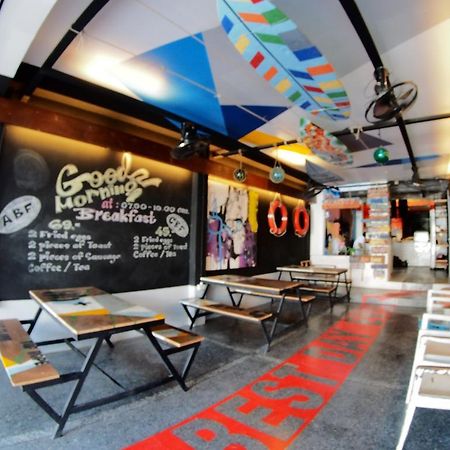 Art-C House Hotel Phuket Luaran gambar