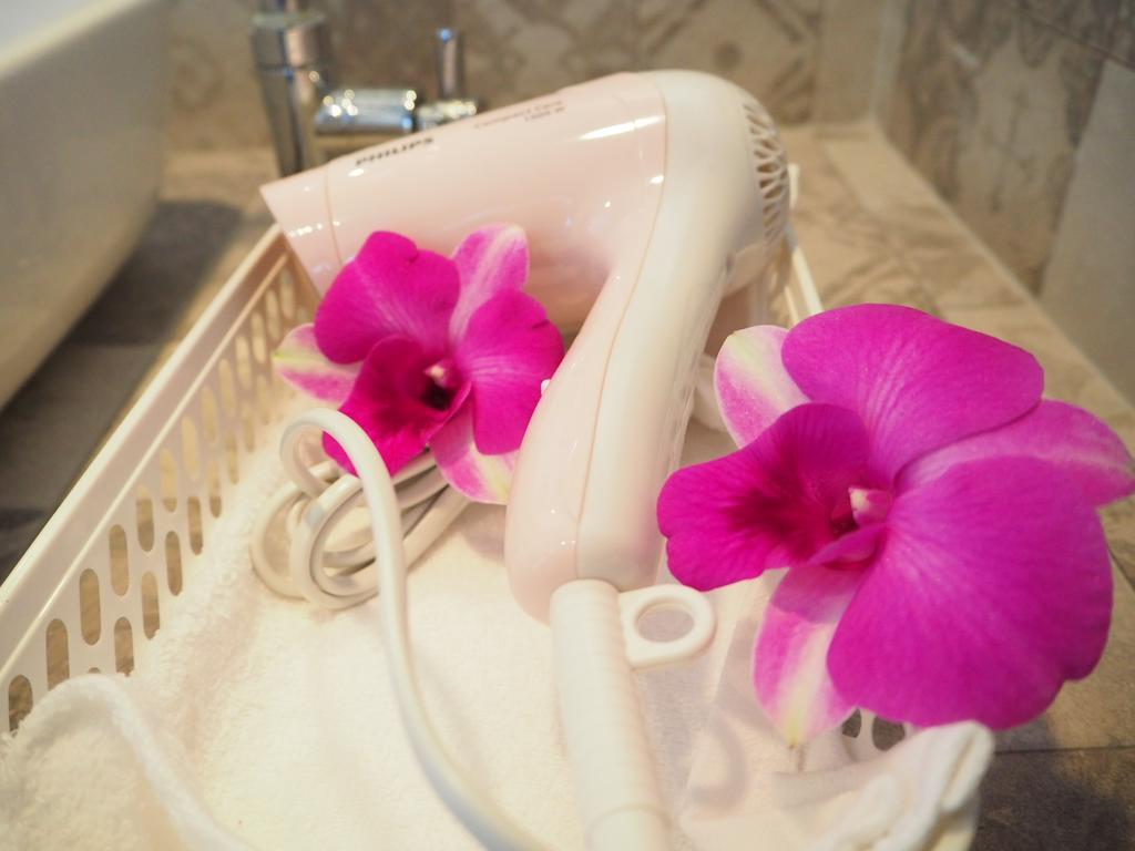 Art-C House Hotel Phuket Luaran gambar