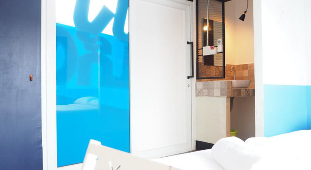 Art-C House Hotel Phuket Luaran gambar